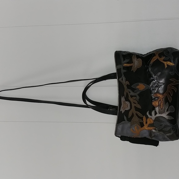 Sharif Black Hand Bag - Picture 6 of 16